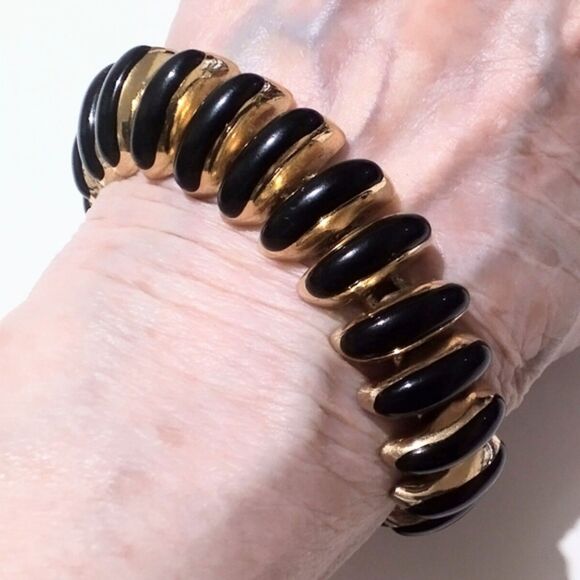 Vintage Erwin Pearl Gold Tone Black Enamel Chunky Link Bracelet - Picture 6 of 8